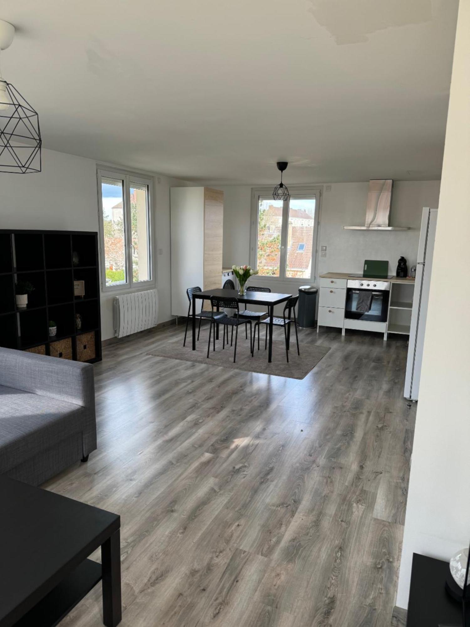 A Proximite Du Zenith / Sud 3 / Parc Expo Apartamento *